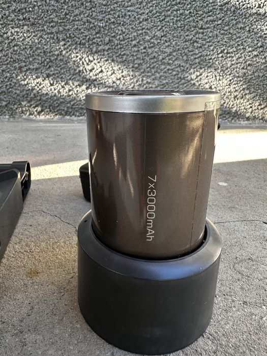 Baterie si acumulator aspirator fara fir JIMMY