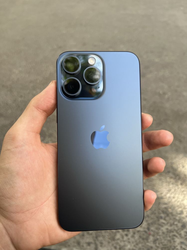 Iphone 15 pro max ideall