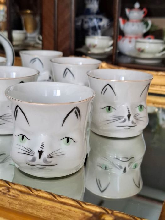 Ретро български комплект