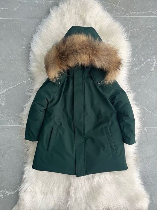 Продам детскую куртку