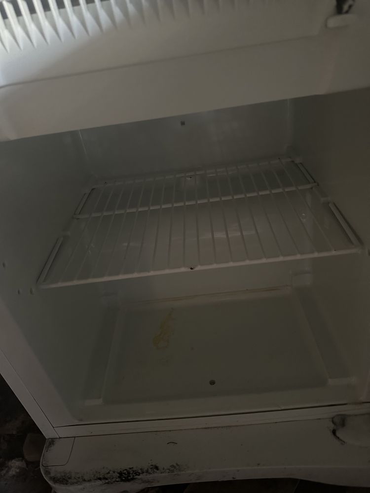 Продам холодильник с доставкой