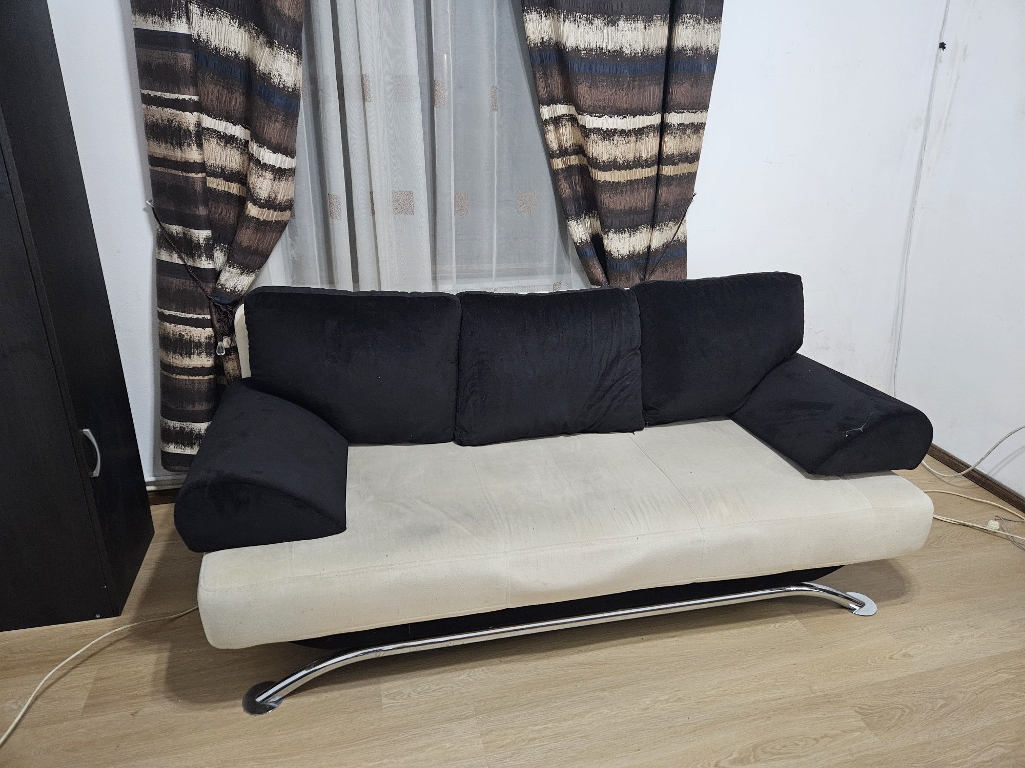 Vand canapea extensibila