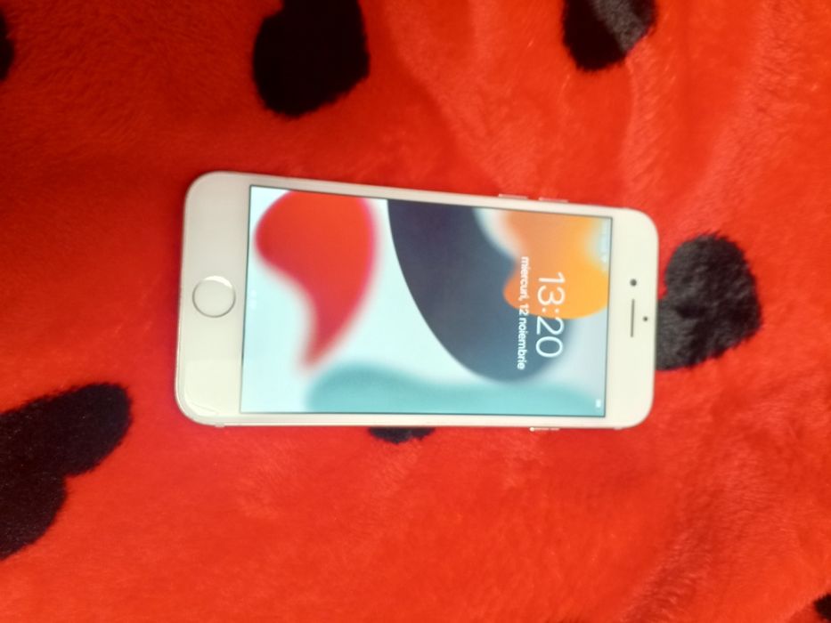 iPhone 7 în stare foarte bună