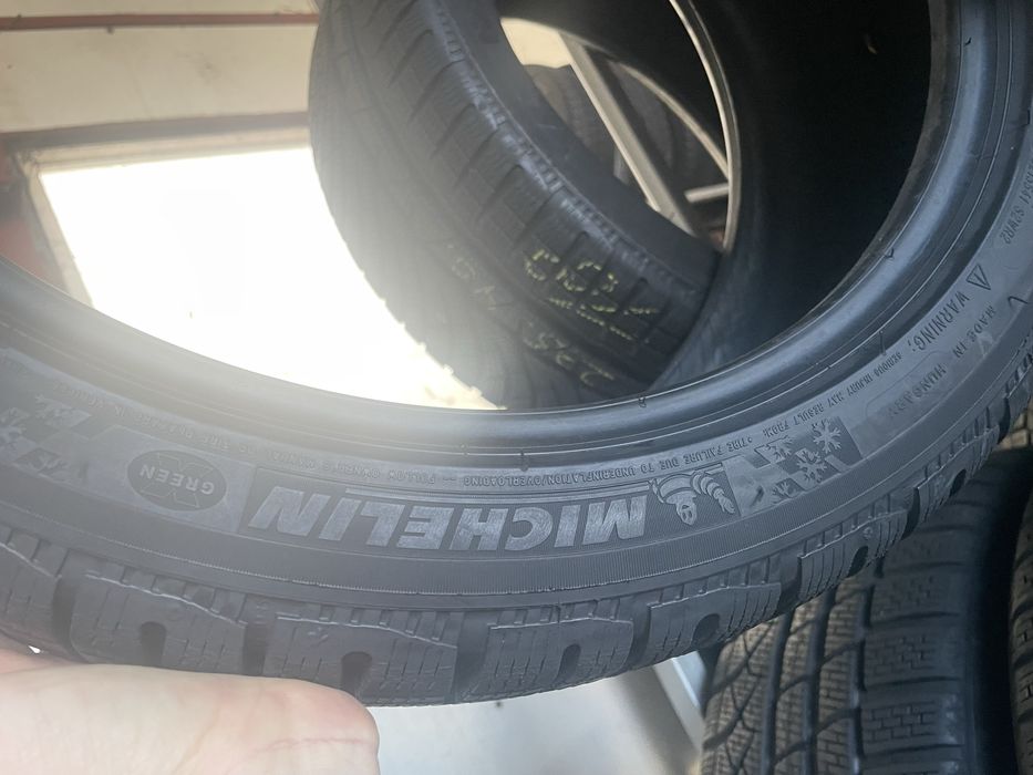 Anvelope 235/40/18 Michelin M+S set 4 buc