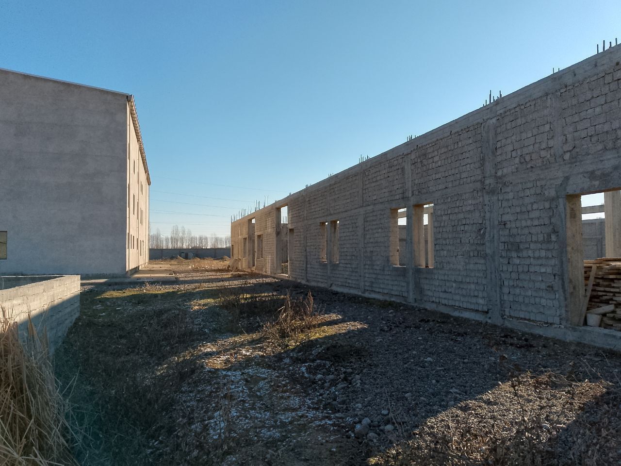 Продаётся  5 га. производственная база.