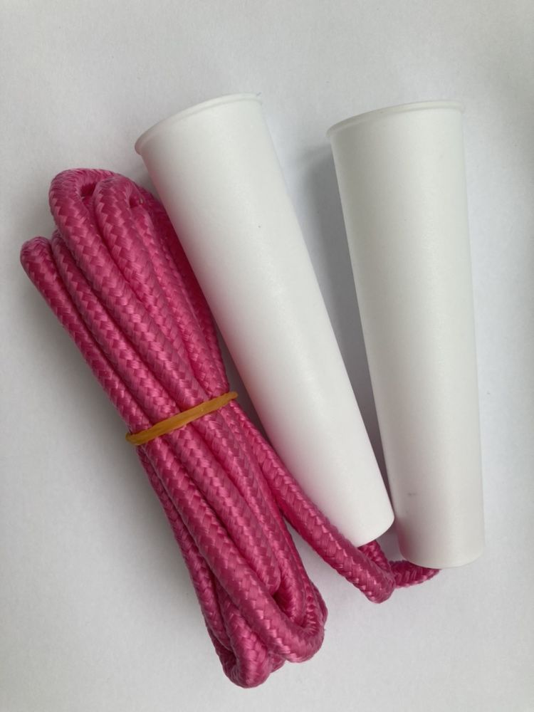 Coarda fitness pentru sarit din sfoara roz cu manere albe