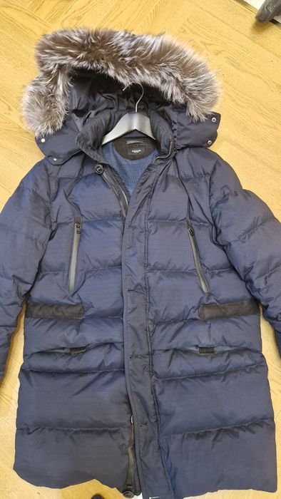 Продам пуховик Kazler