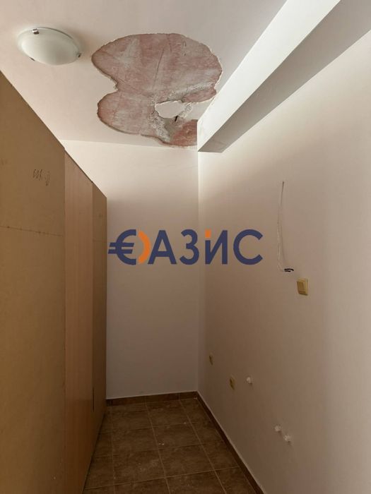 Продава се Тристаен апартамент в с. Кошарица, Област Бургас - 102 кв.м за 905 €/кв.м - Снимка #6