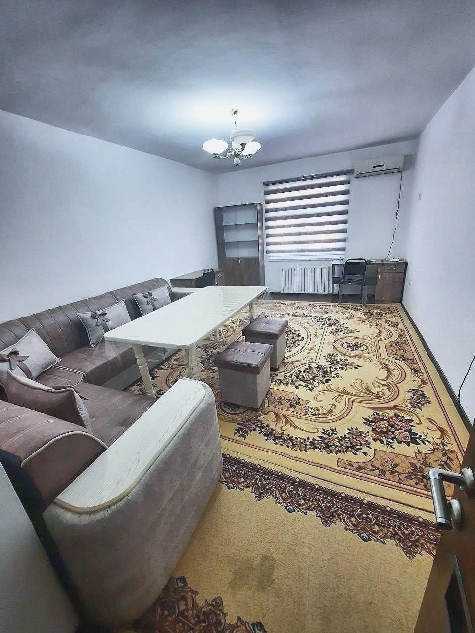 Tòy tepada 3 xonali kvartira ijaraga beriladi