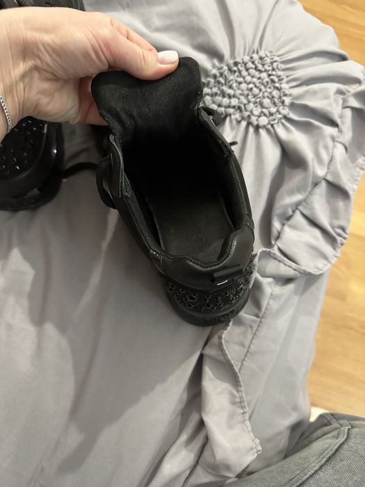 Adidasi liu jo negri cu strasuri