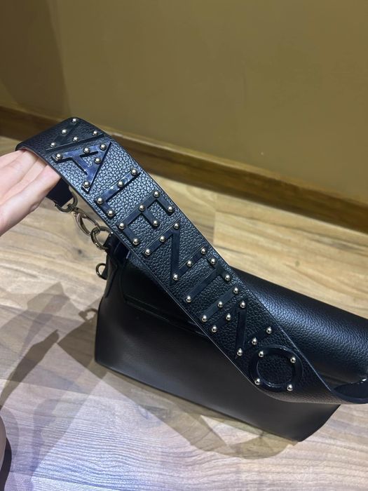 Черна чанта Valentino