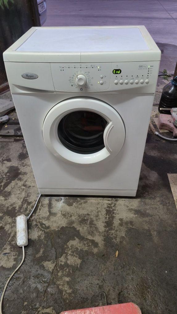 Masina de spalat whirlpool 5kg 1000 rotații