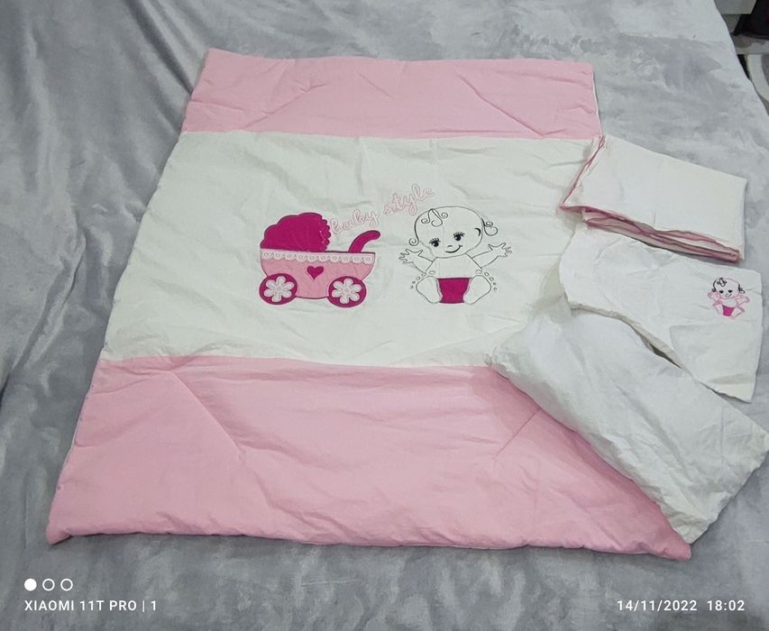 Бебешко легло пълен комплект с матрак и обиколници