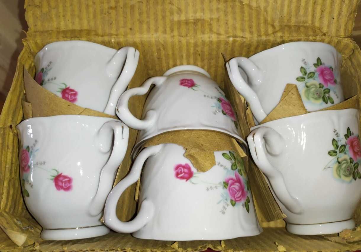 Чайный сервиз , новый в упаковке ,22 предмета
