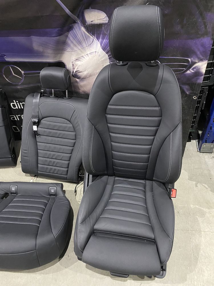 Interior Amg line semi-electric Mercedes X253 Glc facelift 2021