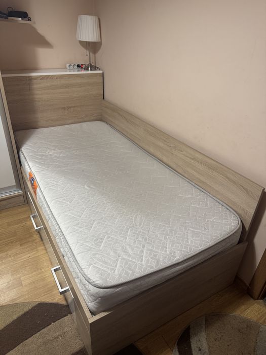 (negociabil)Pat o persoana cu sertar