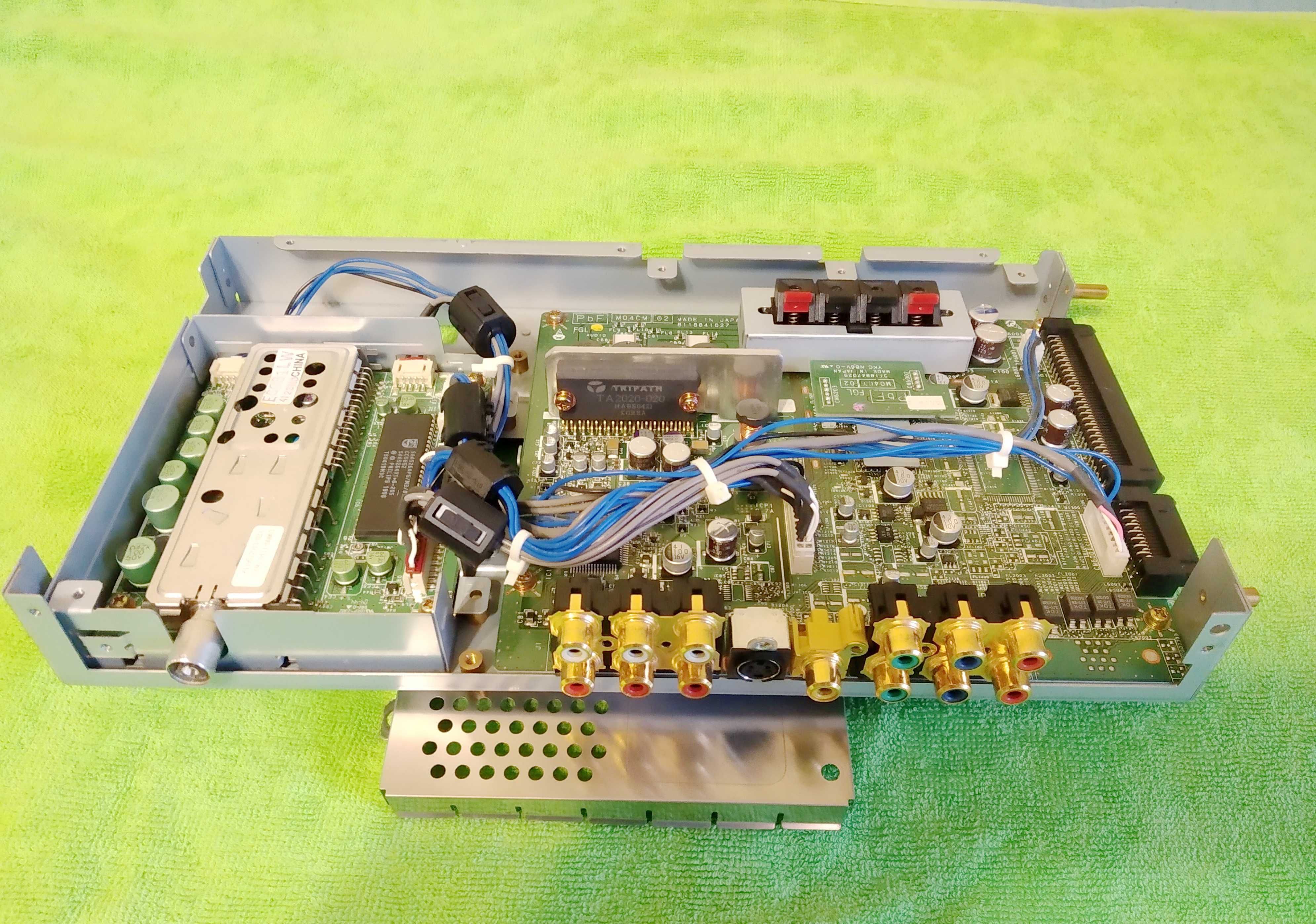 плазменная панель Fujitsu P50XTA40R