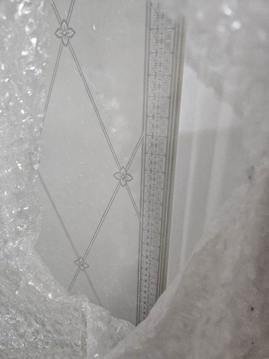 Продам межкомнатную дверь на кухню 70 размер