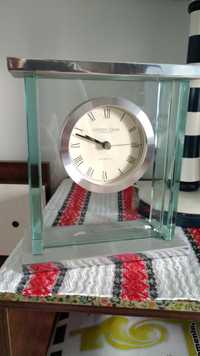 London Clock Company. Silver Flat Top Mantel Clock Ceas Sticla