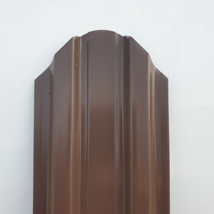 Vând șipcă pentru gard grosime 0,5 maro  sau visiniu