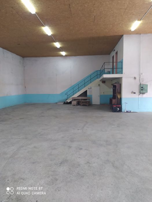 Дава се под наем Склад в Русе, Алеи Възраждане - 420 кв.м за 765 € - Снимка #1