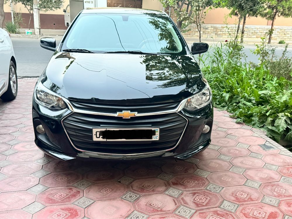 Onix 3lt сотилади