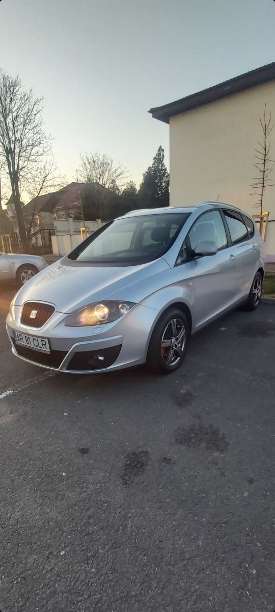 Seat Altea XL euro5 2011 benzină Automat