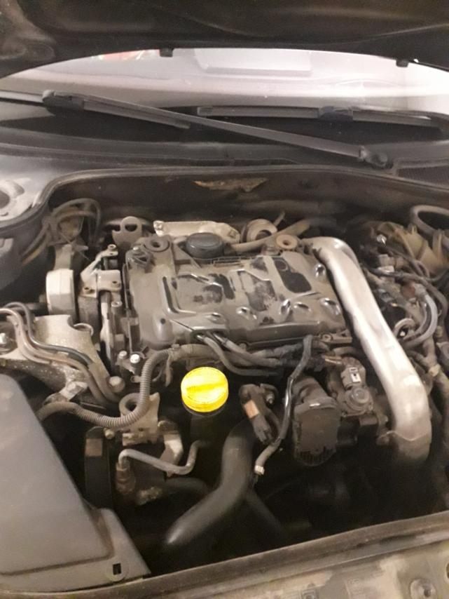 Продавам части за Renaut laguna 2,0 dci 150 hp