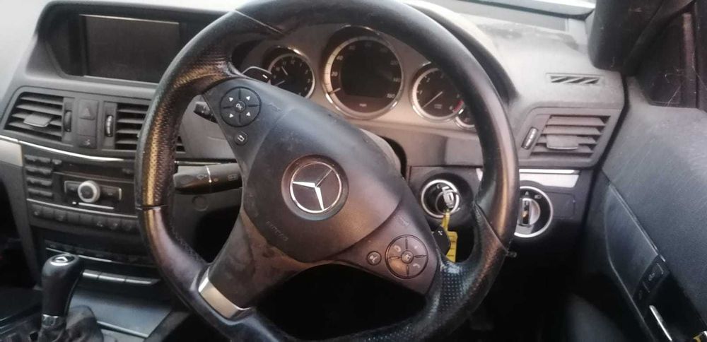 Dezmembrez Mercedes E Class A207 E350 3.0 CDI 7G Tronic Auto 2010