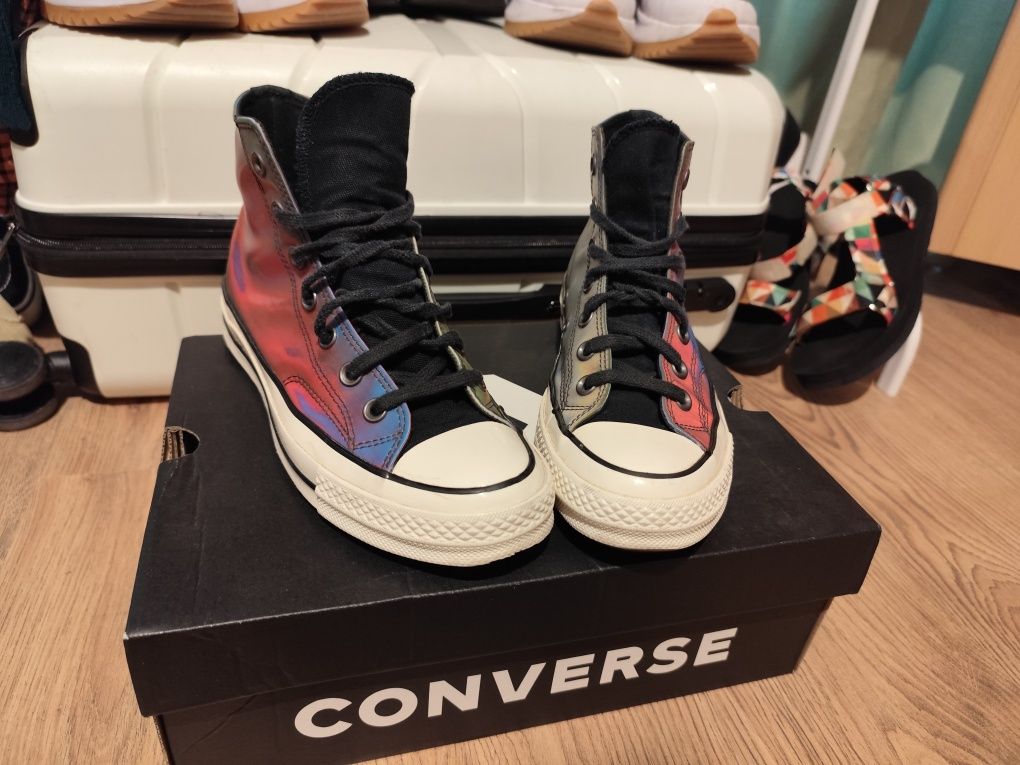 Кецове хамелеон Converse