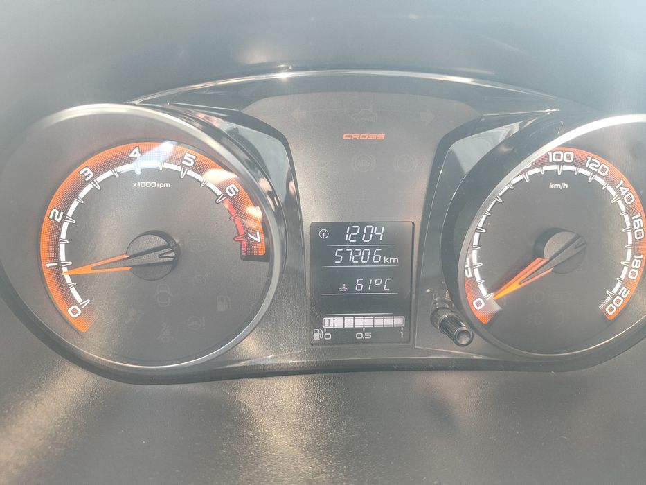 Продается лада гранта кросс полный фул,2020г пробег 58000, 1,6-106л.с