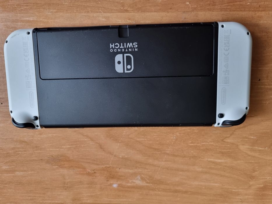 Nintendo Switch Oled,Zalda și Mario Cart impecabil