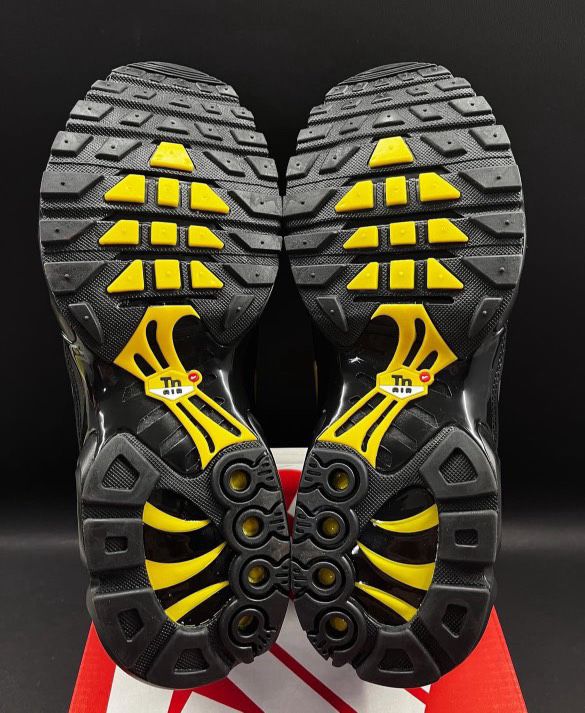 Мъжки маратонки Nike Air Max Tn Plus Black Yellow