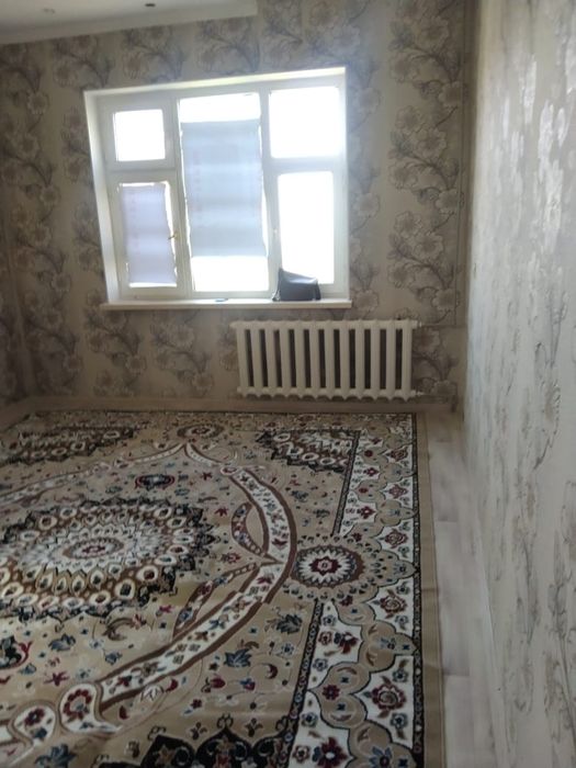 Север 1 ком 4 этаж с мебелью кроме диван 100 000 тг + депозит 20000тг