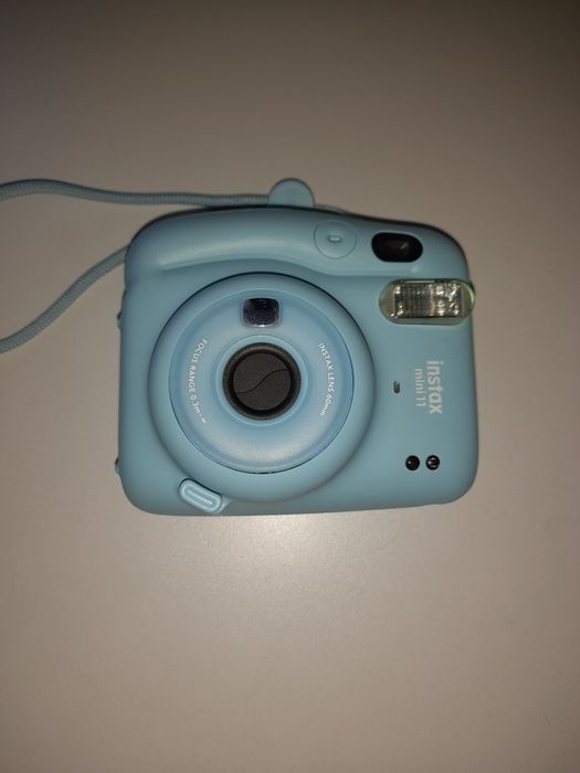 Фотоаппарат instax mini 11