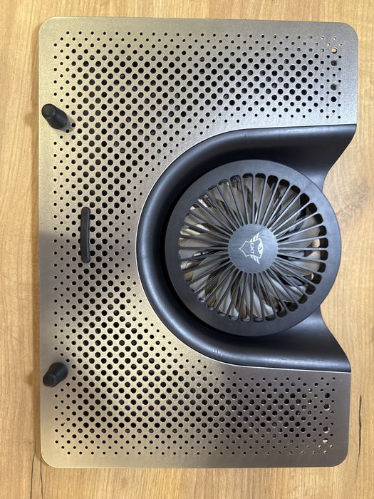 Подставка для охлаждения ноутбука Trust GXT 1125 Q