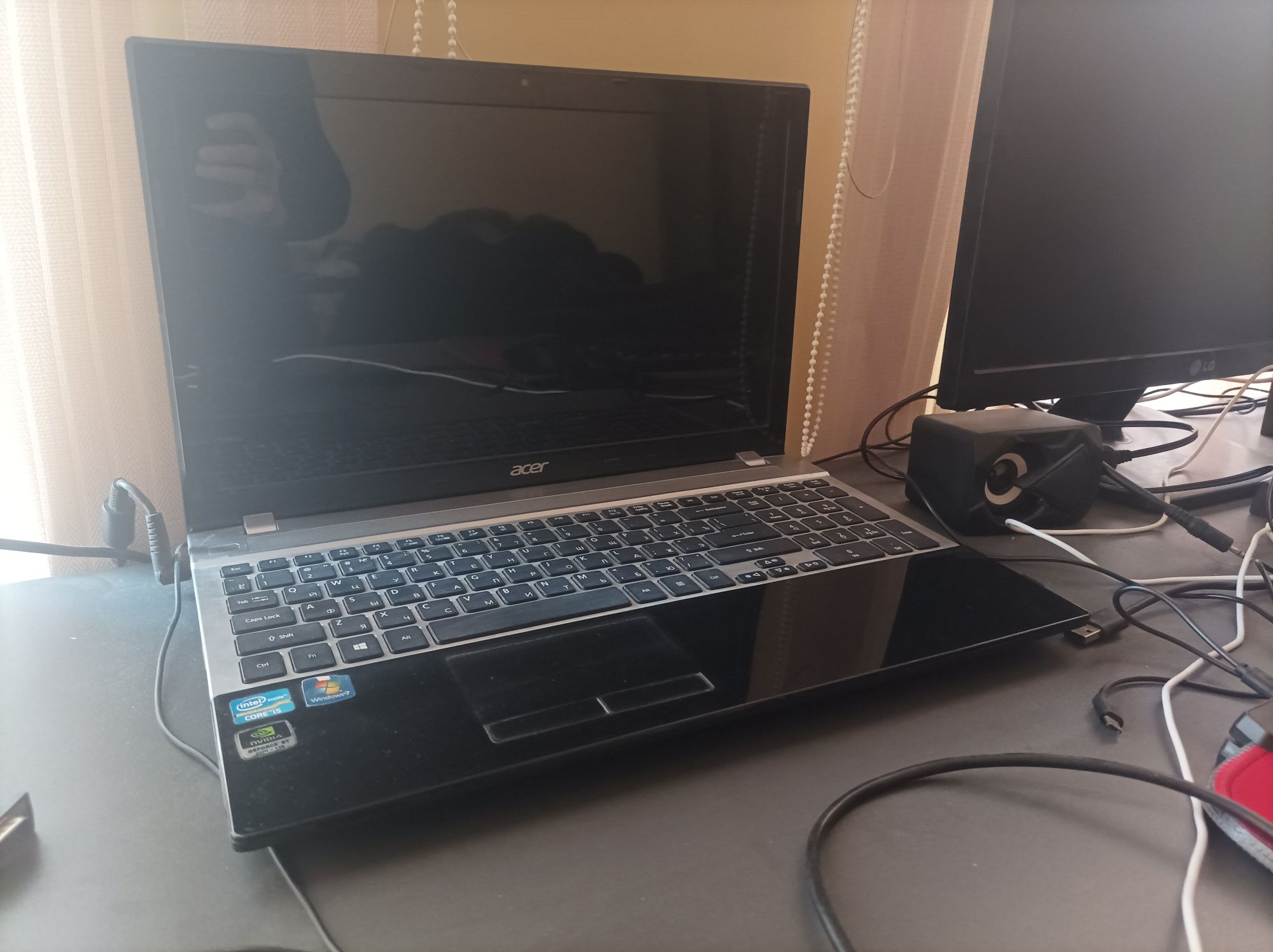 Acer Core i5 Noutbuk sotiladi zudlik bilan