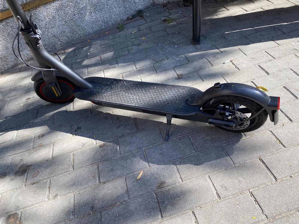 Trotineta electrica Xiaomi Mi electric scooter Pro 2