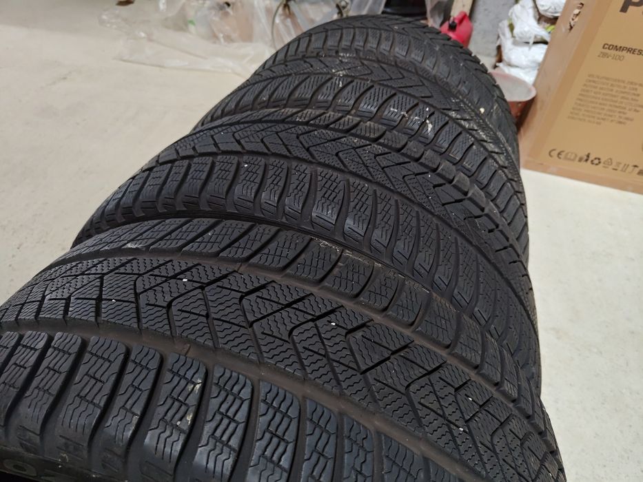 4 Cauciucuri 266 35 R21 Pirelli