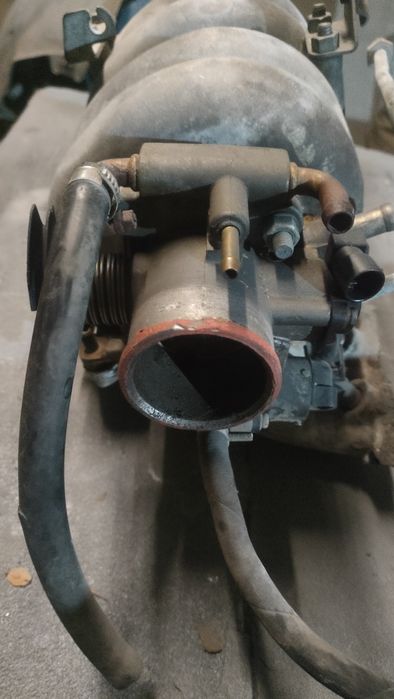 Продам ресивер и дроссельную заслонку