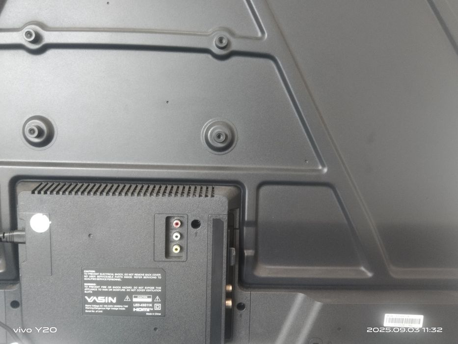 Телевизор Yasin LED-43G11K Новый