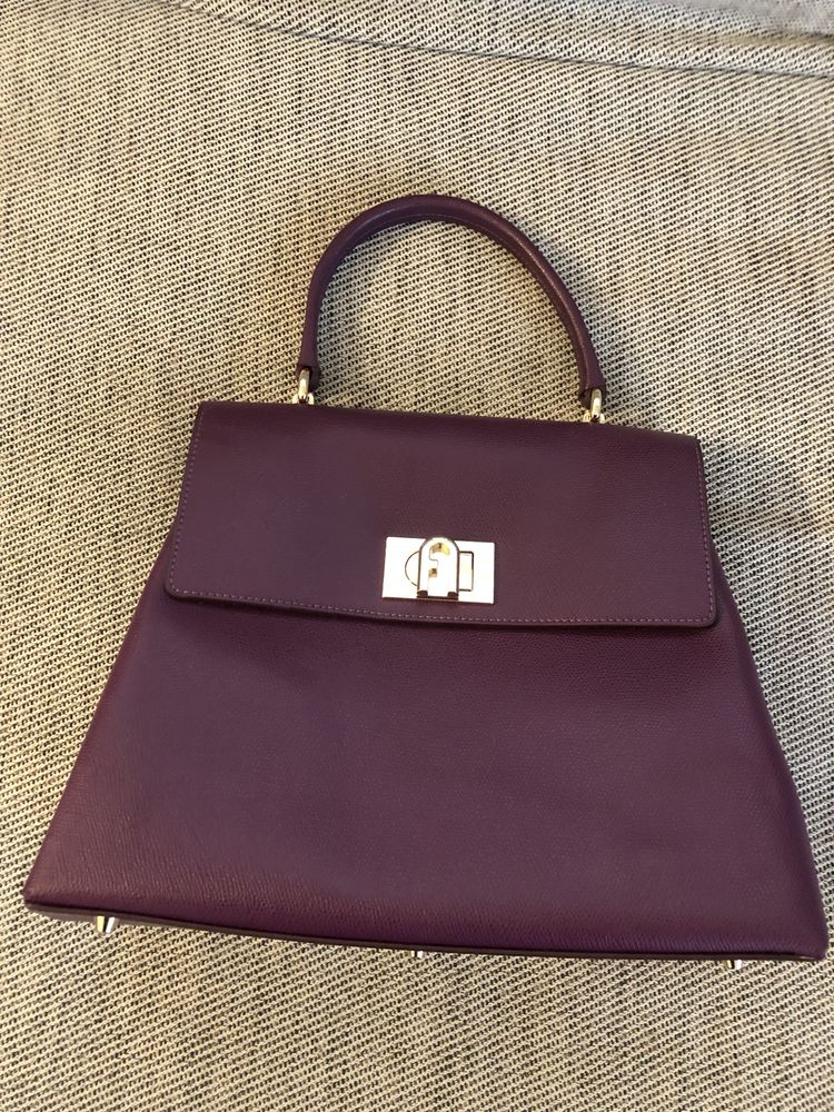 Дамска чанта  Furla   почти нова