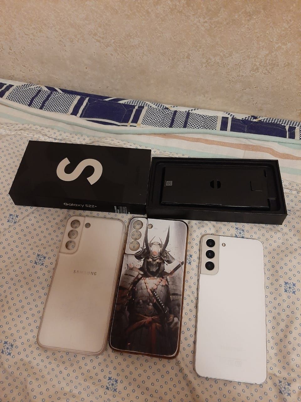 Samsung galaxy s22 plus 128/8 идеал
