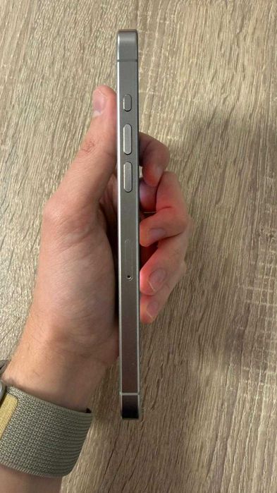 Iphone 15 Pro Max Natural Titanium 256 GB + Husa Iphone Silicon Orange