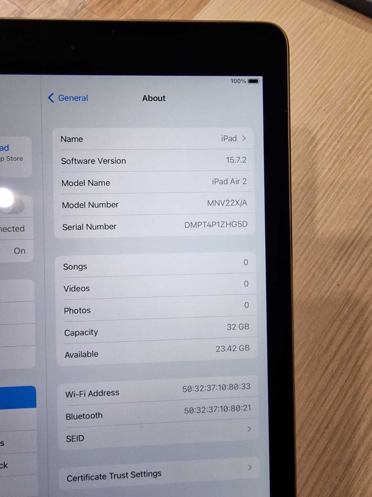 Apple iPad Air 2, 32GB, WI-FI!