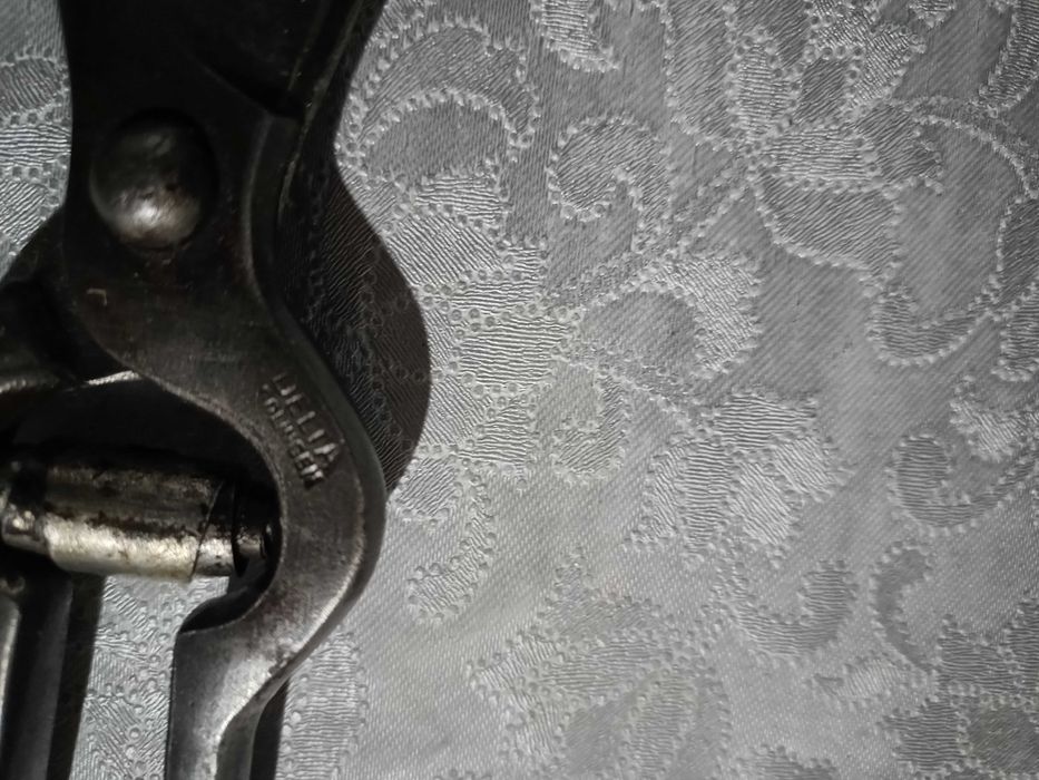 Ножица -Delta solingen