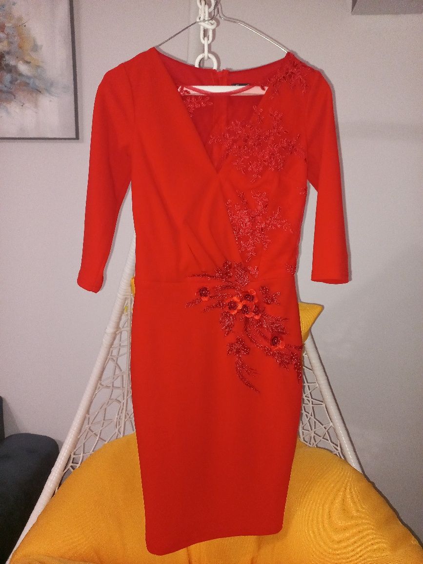 Rochie midi rosie