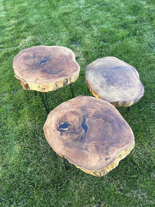 Уникална дизайнерска холна маса от дърво и метал.