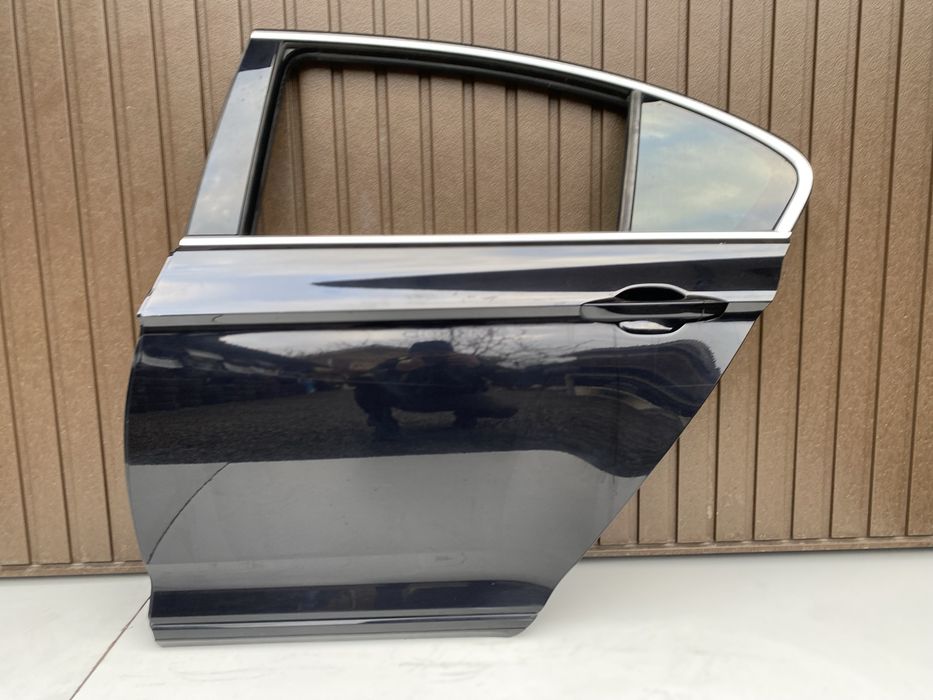 Usa st spate vw Passat B8 Limuzina cod de culoare LC9X 2015-2020