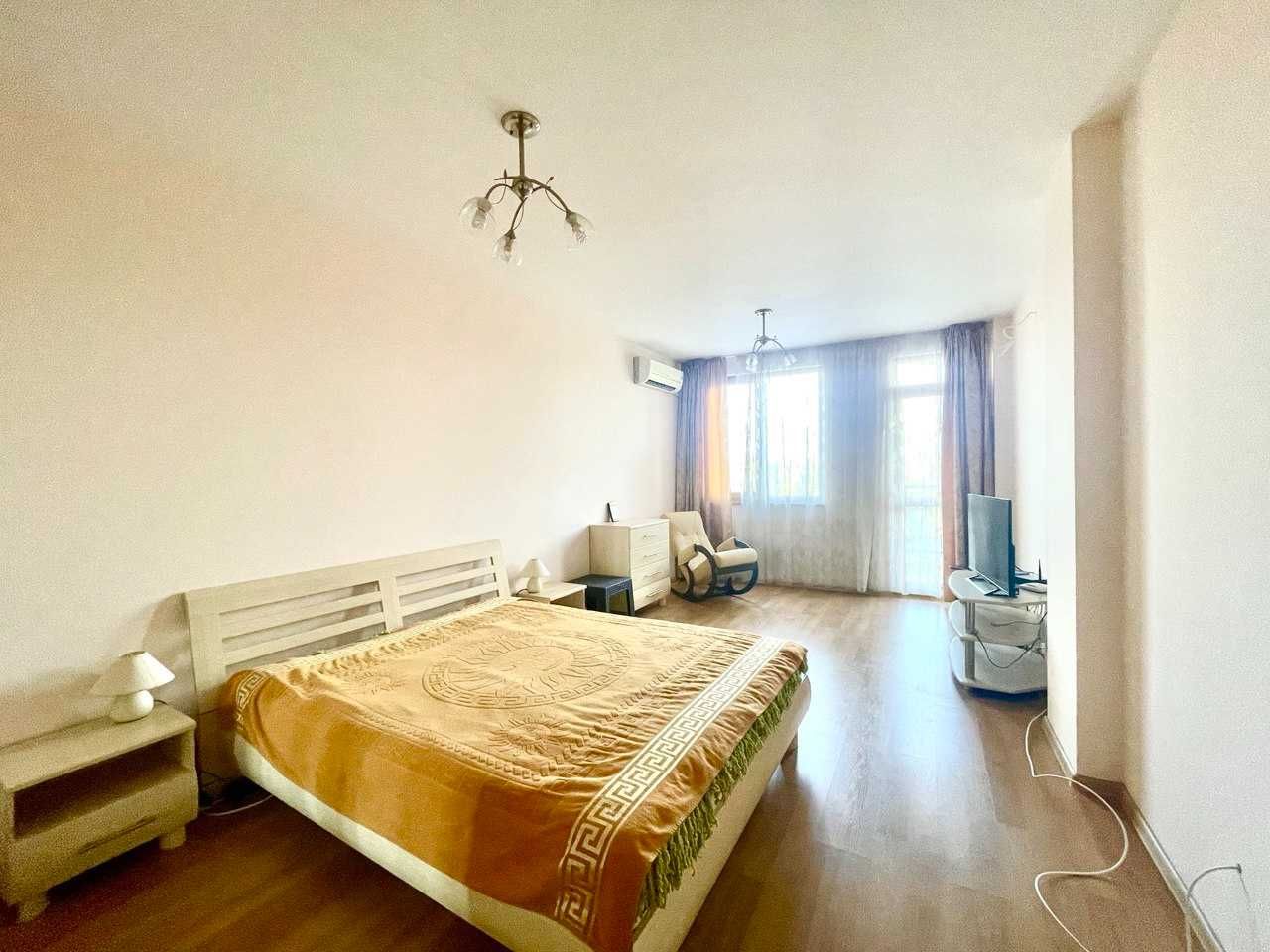 Продава се Двустаен апартамент в Варна, Галата - 84 кв.м за 1405 €/кв.м - Снимка #4